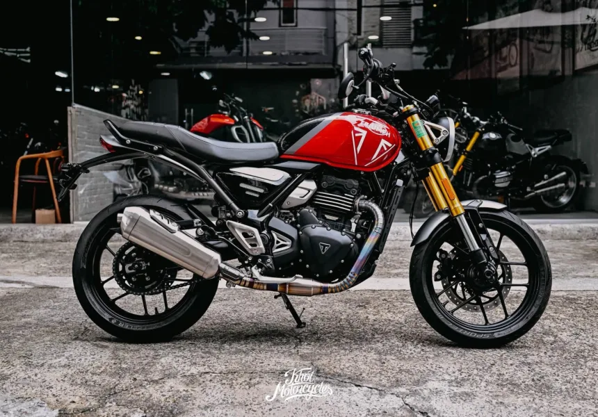 Triumph Speed 400 2025 odo 900km