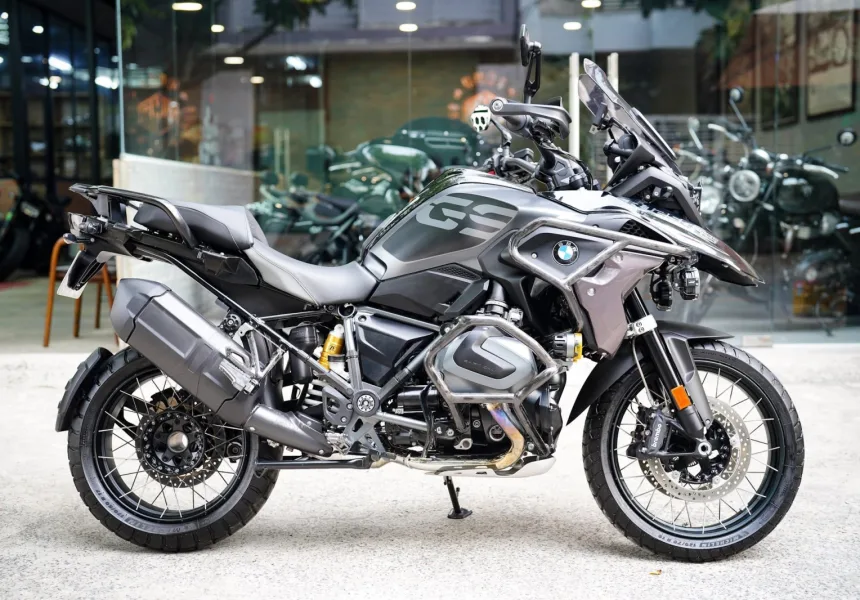 BMW R1250 GS Triple Black 2023 Odo 2900km