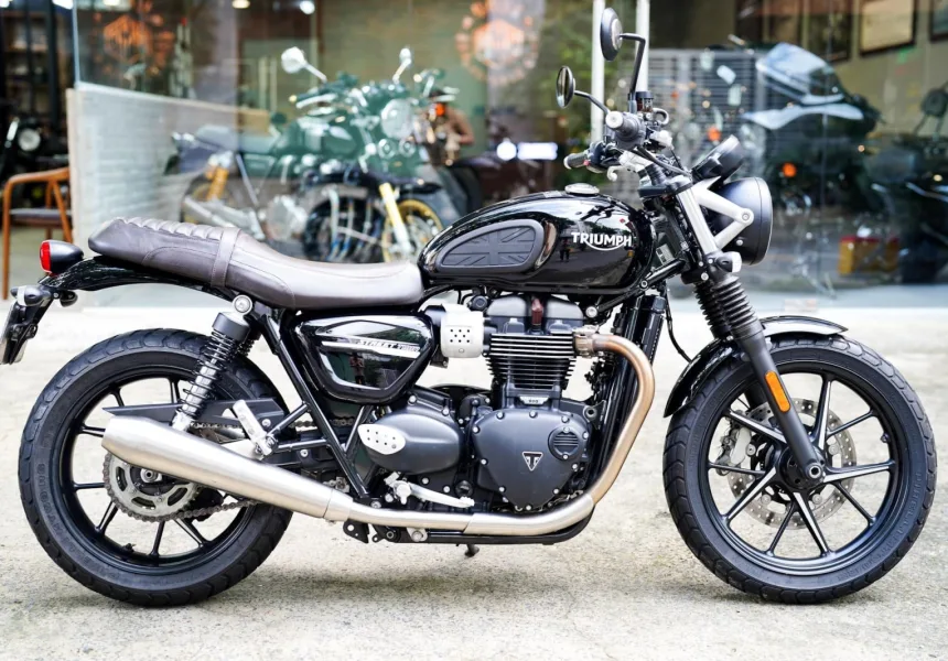 Triumph Street Twin 900cc 2020 Jet Black