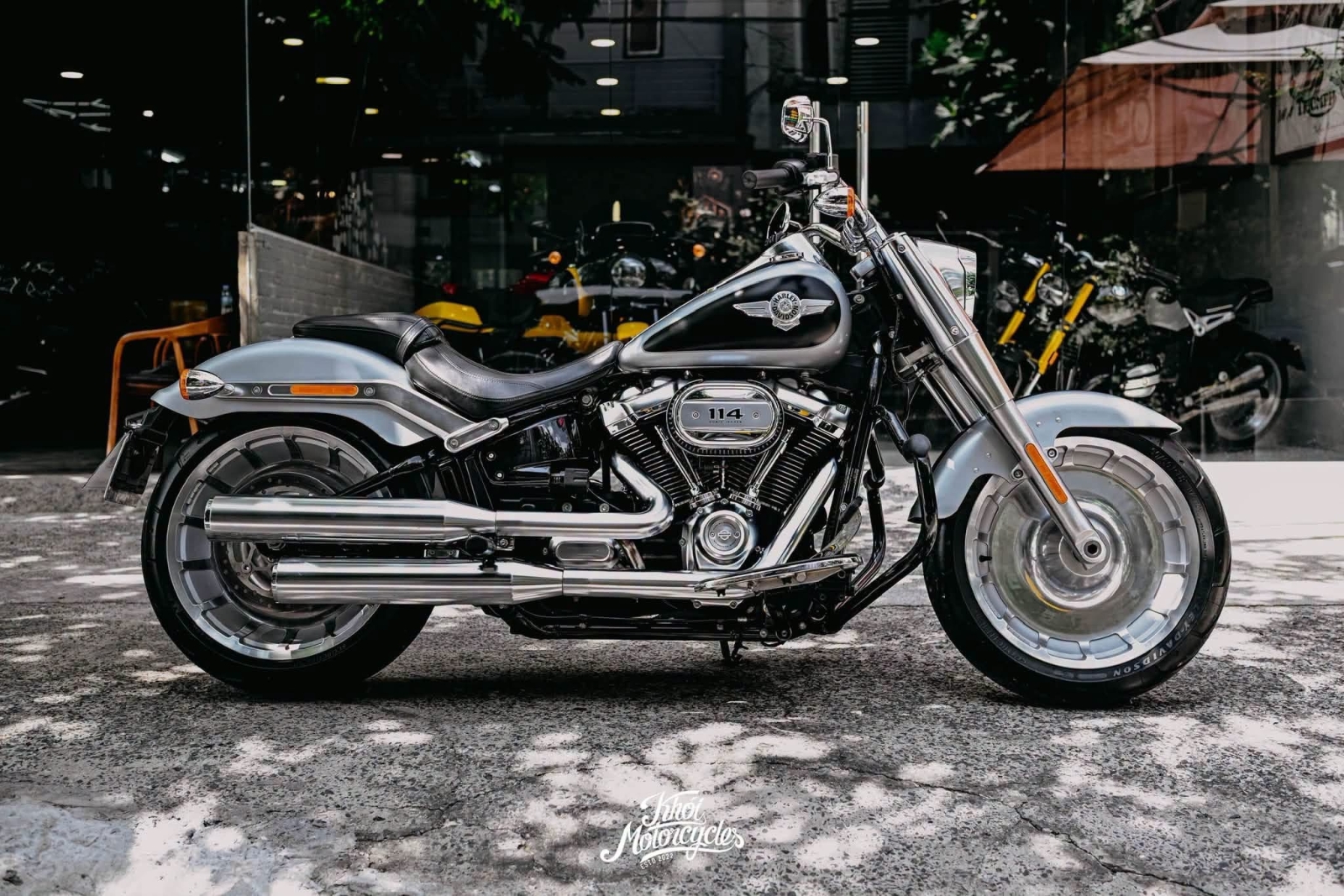 Harley Davidson Softail Fat Boy 2020 màu Barracuda Silver/Black Denim Odo 2k miles